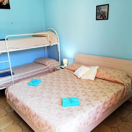 Hotel Via Pisa à Riposto Extérieur photo